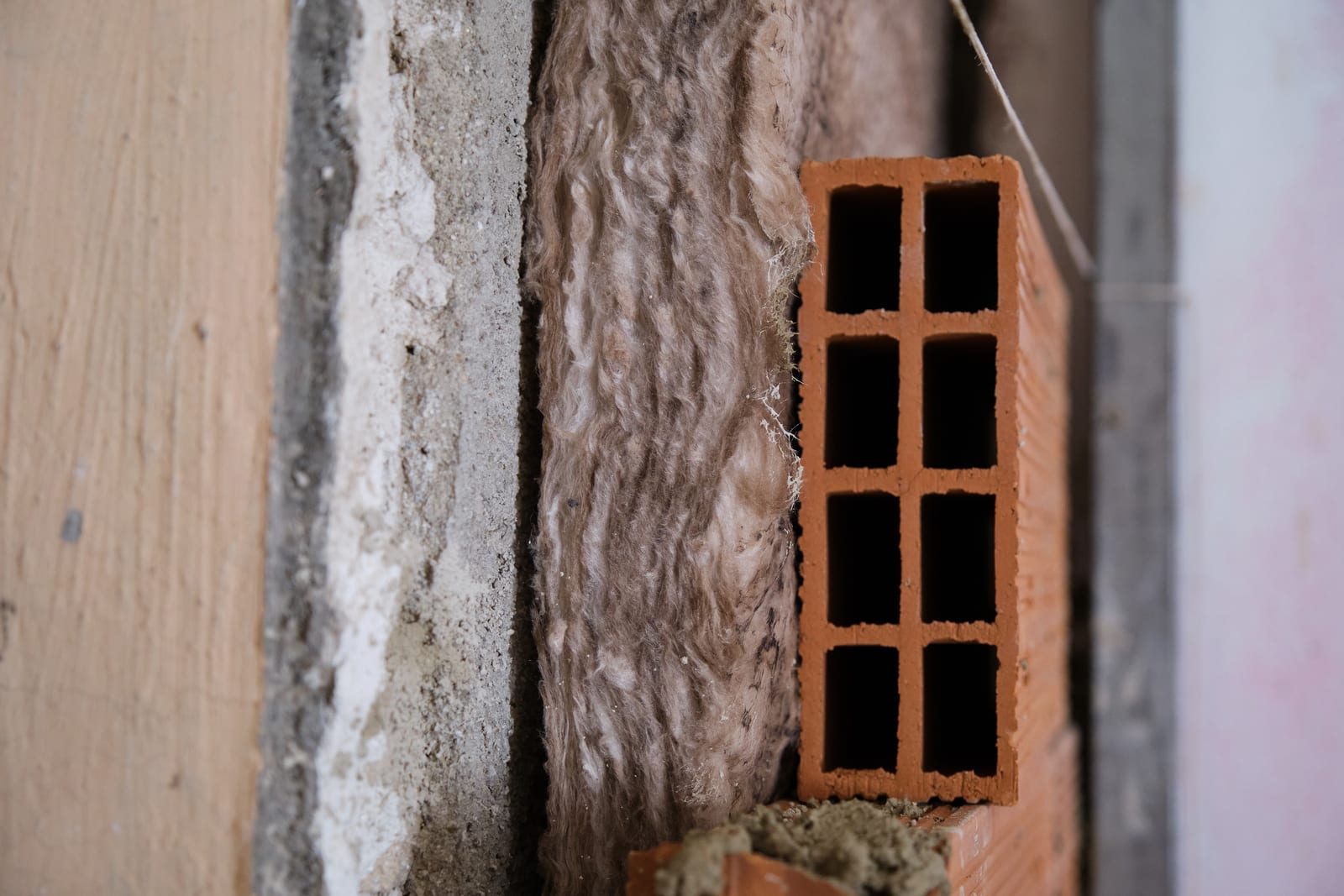 isoler un mur humide